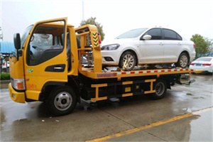 辛集附近拖车救援24小时服务热线